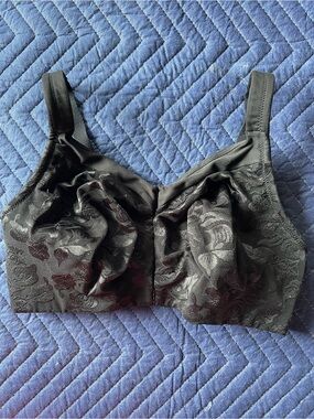 Wacoal Black Floral Jacquard Comfort Bra